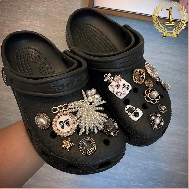 Retro Rhinestone Croc Charms Designer DIY Metal Pearl Shoe Decoration Clogs Kids Women Girls Boys Gifts Charm for CROC JIBS