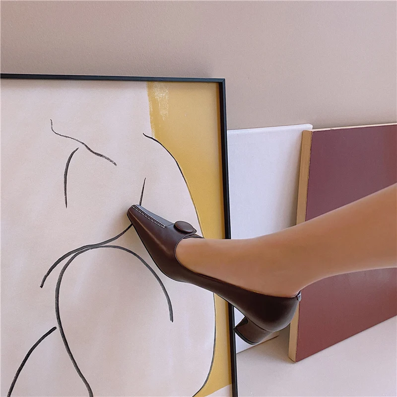 

ISNOM Spring New Genuine Leather Women Pumps Thick High Heels Female Shoes Button Retro Shallow Footwear New Ladies Shoes