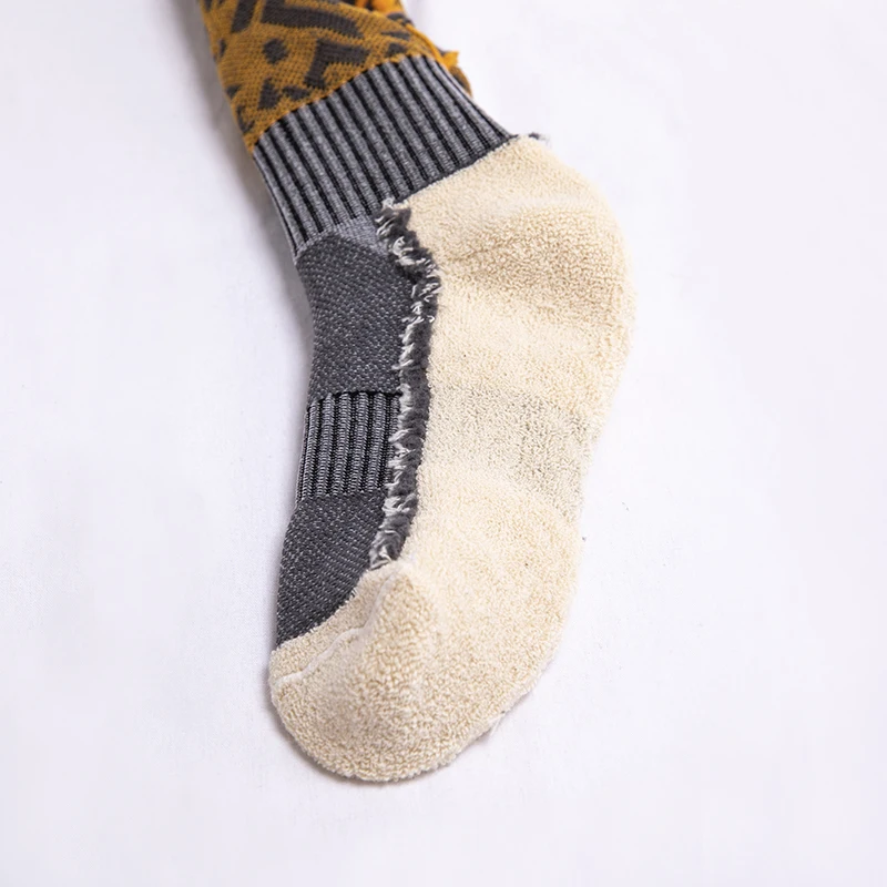 Keep Thermal Cotton Yoga Socks Women Trainee Wear Over-knee Long Bottom Anti-slip Dot fit Pilates Exercise Stockings | Спорт и