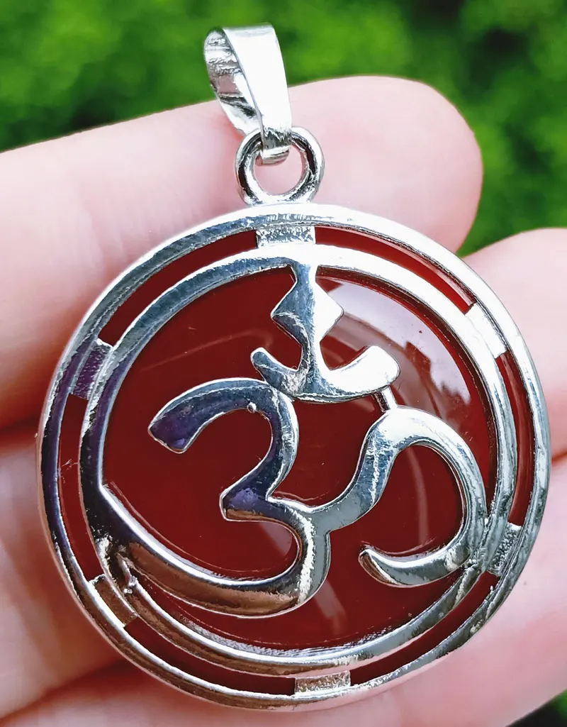 Красный агатовый камень Йога Ом 3D бусина подвеска энергии Рейки исцеляющий