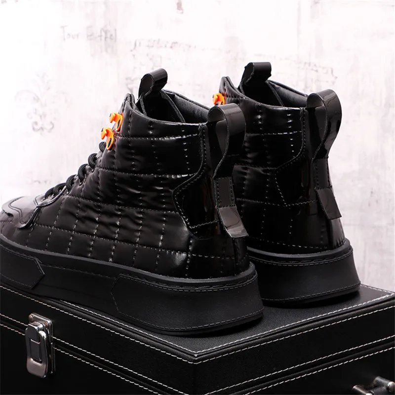 Online Sneakers Pria Musim Gugur Keluaran Baru Sepatu Kasual Flat Mode Atasan Tinggi Penambah Tinggi Sepatu Bot Pergelangan Kaki Zapatillas Hombre