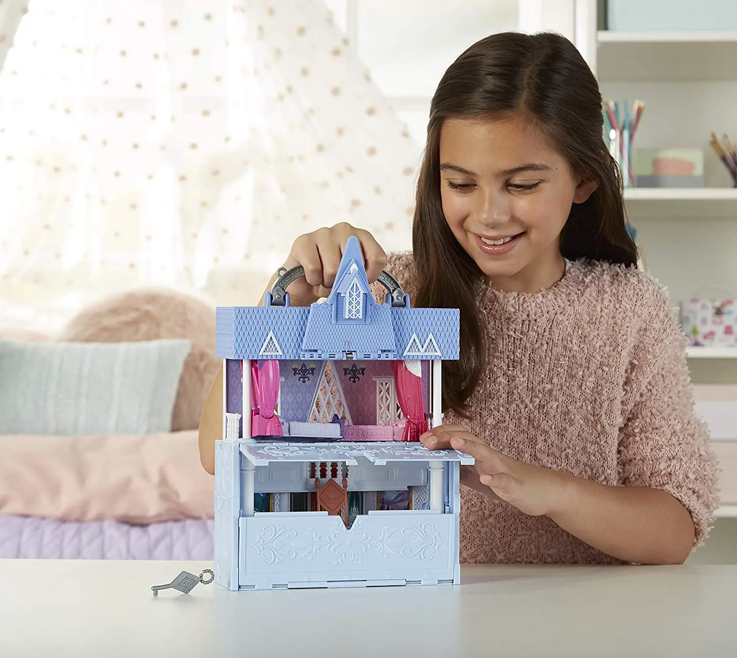 

Hasbro Disney Frozen Pop Adventures Arendelle Castle Playset with Handle, Including Elsa Doll, Anna Doll, & 7 Accessories Gift