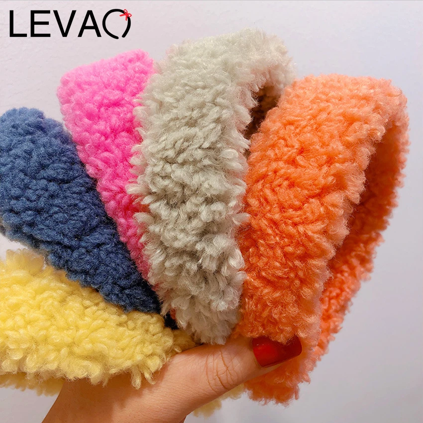 

Leveo Teddy Style Thick Headband Hair Bands for Women 2020 Winter Warm Cashmere Hairband Solid Color Wide Hair Hoop Ornament