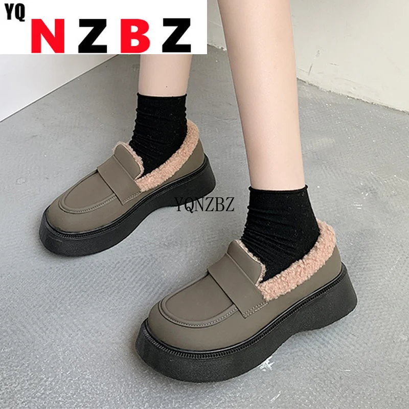 

2022 Winter New Round Head Fashion Platfrom Women's Casual Shoessquare Heel Shallow Mouth Soft Comfortable Women's Flat Shoes