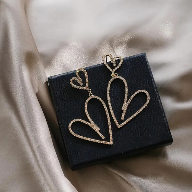 

Full Diamond Heart Shape Earrings Exaggerated Temperament Fashion Ear Jewelry