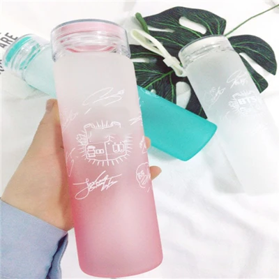 Kpop бутылка для воды Bangtan Boys Group та же стеклянная бутылка Jimin JUNGKOOK Подпись Лето Градиент матовый свежесть письмо