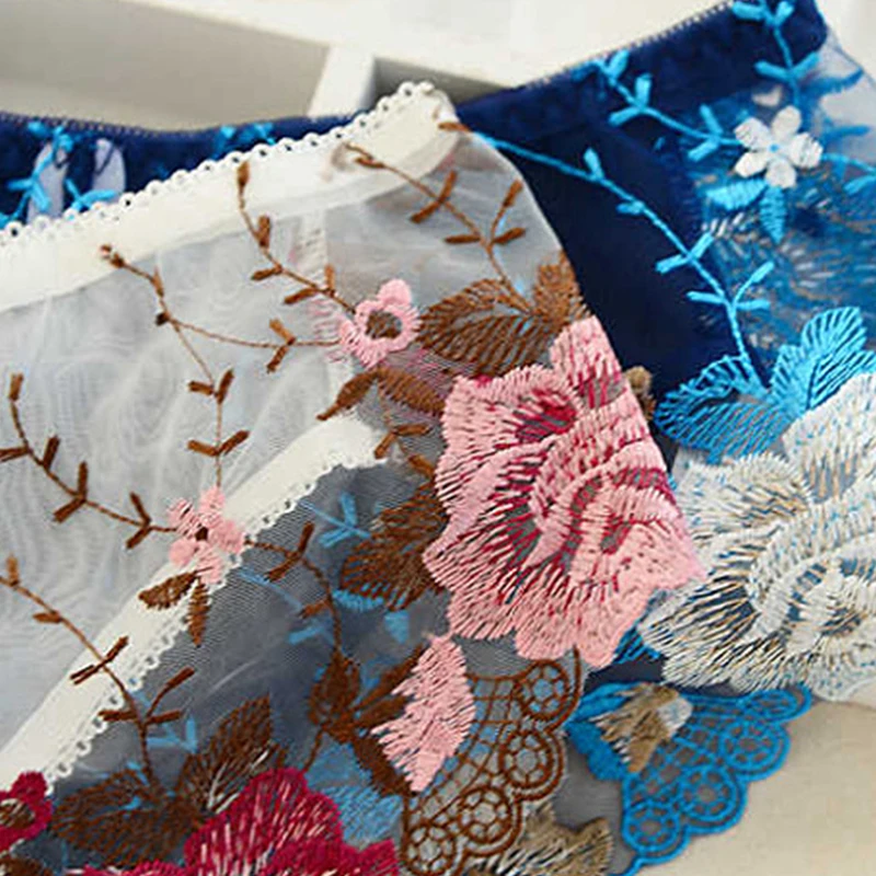 

5 Colors Low-Rise Embroidery Lace Underpants Comfortable Breathable Elegant Women Print Nylon Briefs