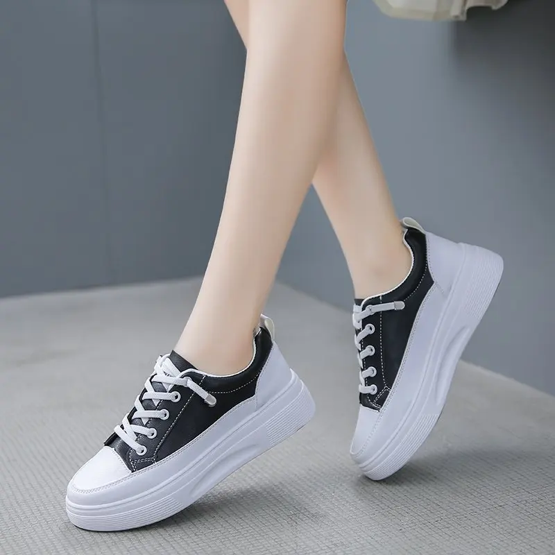 

Женские легкие кроссовки на платформе, повседневная обувь на среднем каблуке, удобная Вулканизированная подошва, белые