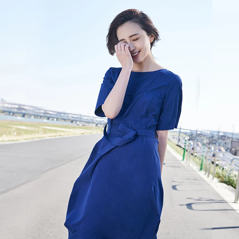 

Женское платье до середины икры, с рукавом до локтя