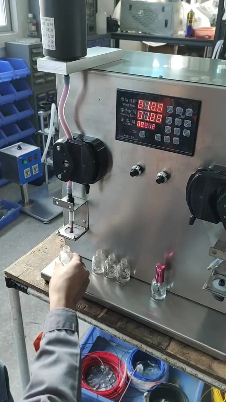 

Этикетировочная машина для нанесения гель-лака на бутылки, 10 мл