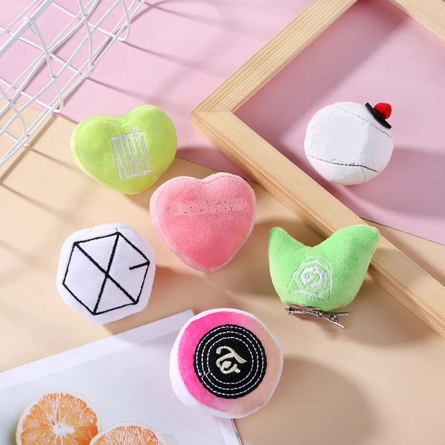 

New Kpop Bangtan Boys TWICE EXO Lovely Plush Blush Brooches For Women Man Couple Daily Party Round Lovely Coat Accessories 6CM