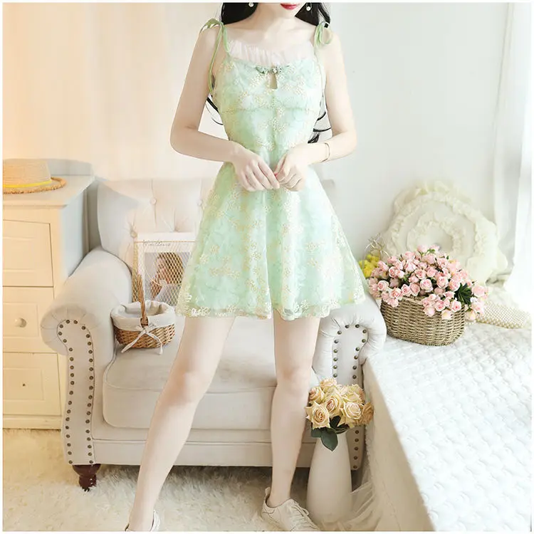 

Summer new retro sweet fairy mori embroidered high waist slimming avocado green suspender dress