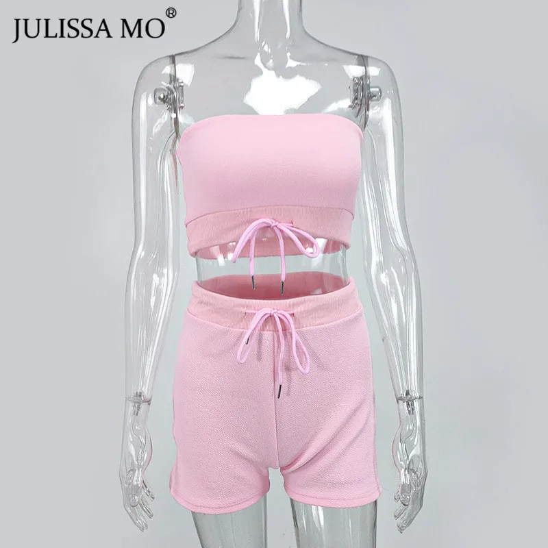 

JULISSA MO, , , 2020