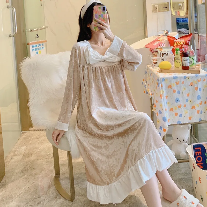 

Women Sexy Nightgown Ruffles Patchwork Nightdress Sleep Dress Sleepwear Autumn New Intimate Lingerie Velour Home Dressing Gown