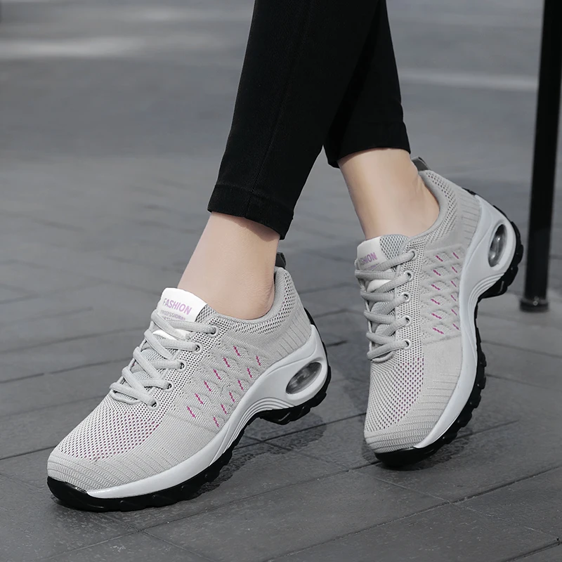 

Women's Sneakers Lightweight Running Shoes Increase Height Breathable Women's Fitness Sneakers Tenis Thick-soled Cushion