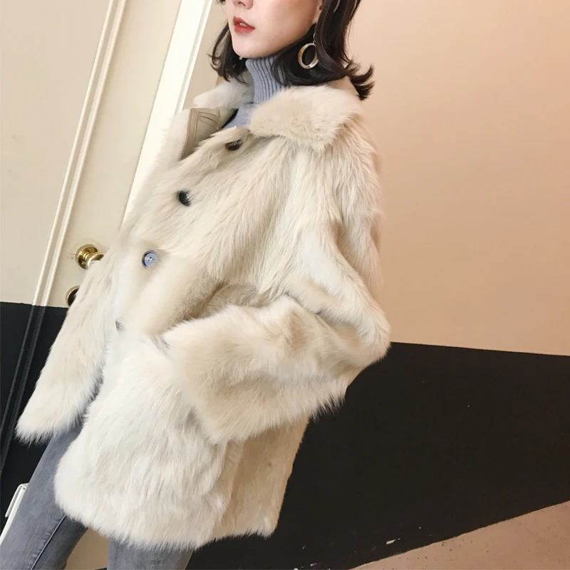 Женская куртка из короткой овечьей шерсти теплая зимняя розового натурального