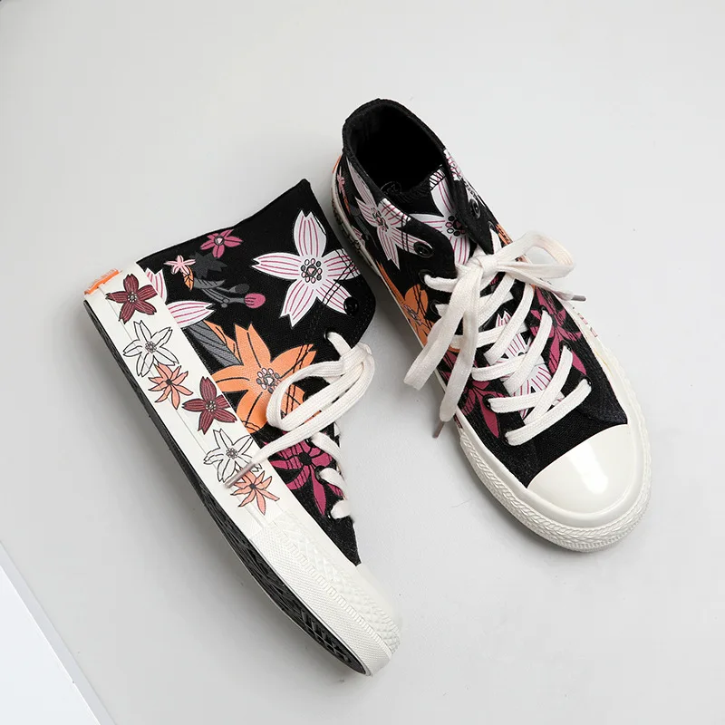 

Women's Shoes Chic Korean Version Summer 2022 New Retro Style Blossom Black Canvas Shoes Flower Printing Beige High Sneakers