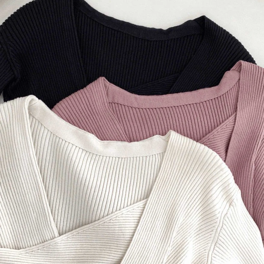

2020 Autumn and Winter New Knitted Women's Long-sleeved Western-style V-neck Crossover Slim-fit Inner Top