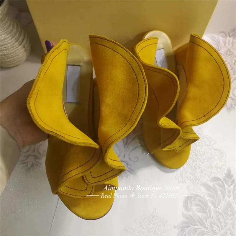 Индивидуальные оранжевые туфли с оборками на высоком каблуке для подиума; женские пикантные туфли-лодочки на массивном каблуке с открытым носком и ремешком на пятке; Новинка; весенние женские туфли-лодочки