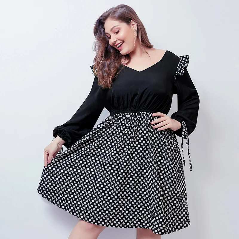 Большие размеры 4XL с оборками со строчкой черный белый цвет в горошек большие