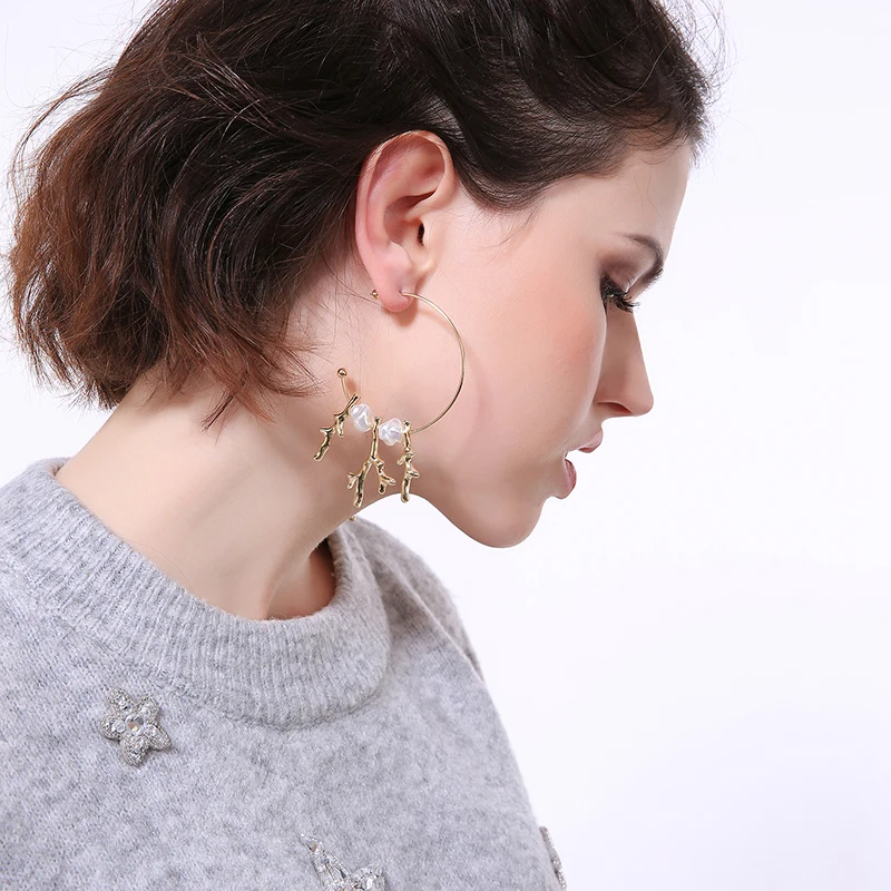 Женские серьги-подвески с искусственным жемчугом сережки золотого цвета