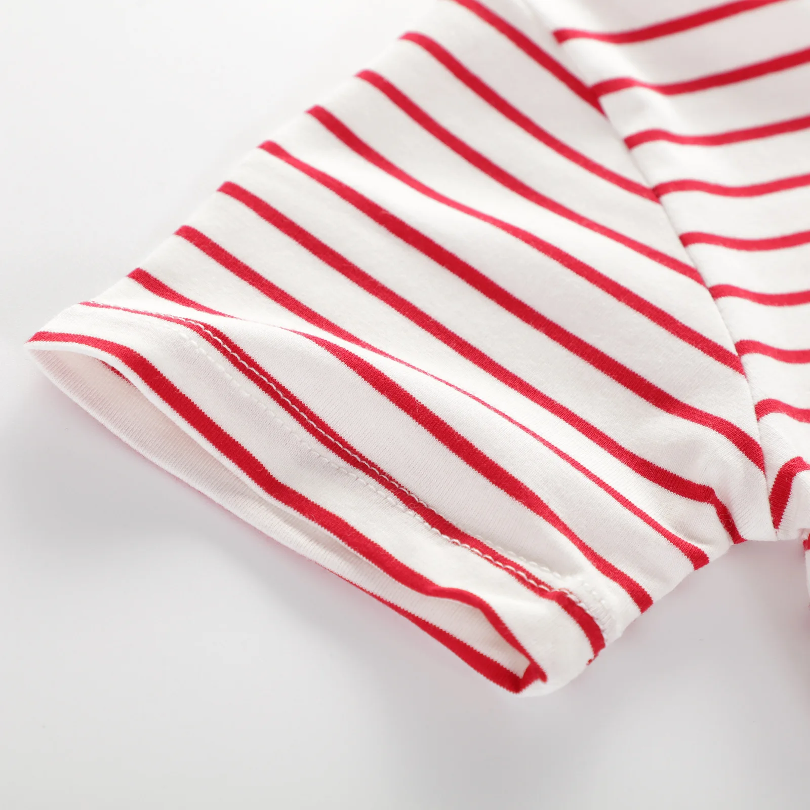 

Girls' Short Sleeve T-shirt Cotton Crew Neck 2020 New Girls' Striped Rainbow and Cloud Fashion T-shirt 6096