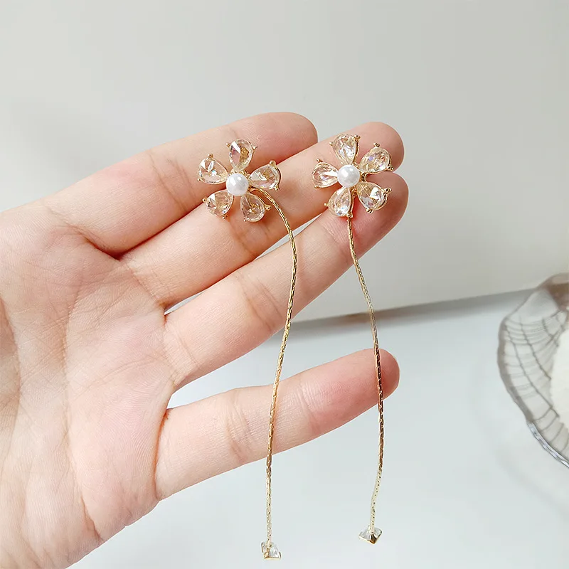 

Korean Fashion Daisy Long Tassel Earrings Trend Gold Plating Women Gift.
