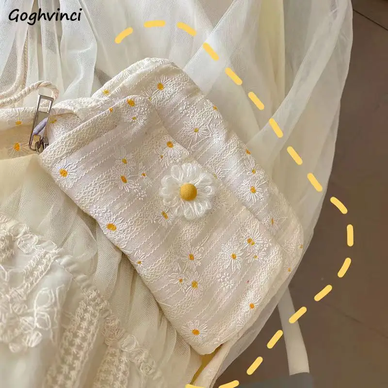 

Women Shoulder Bags White Floral Pattern Crossbody Bag Sweet Cute Students Fashion Handbags Underarm Korean Style All-match Ins