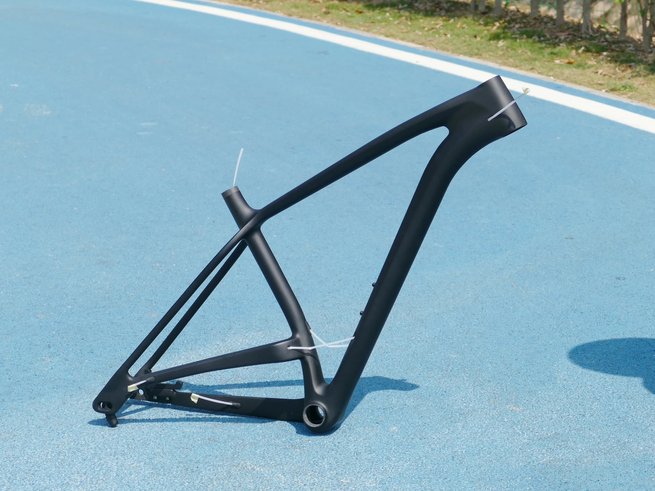 

Полностью углеродный матовый 29ER Plus boost горный велосипед велосипедная рама дисковый тормоз сквозная ось 148 мм рама горного велосипеда 17 " / 19" /...