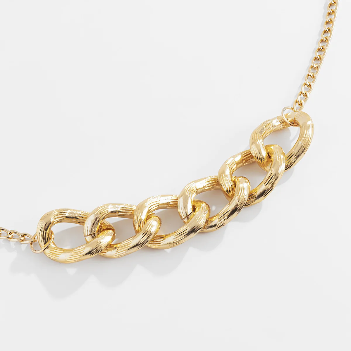 Уличная мода выстрел с цепью из алюминия на талии платья простота все матч тонкая