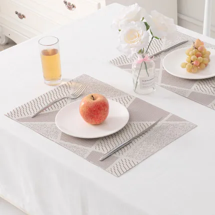 

PVC Heat Resistant Western Food Mat anti-skid bowl pad household high temperature table mat 2 pieces