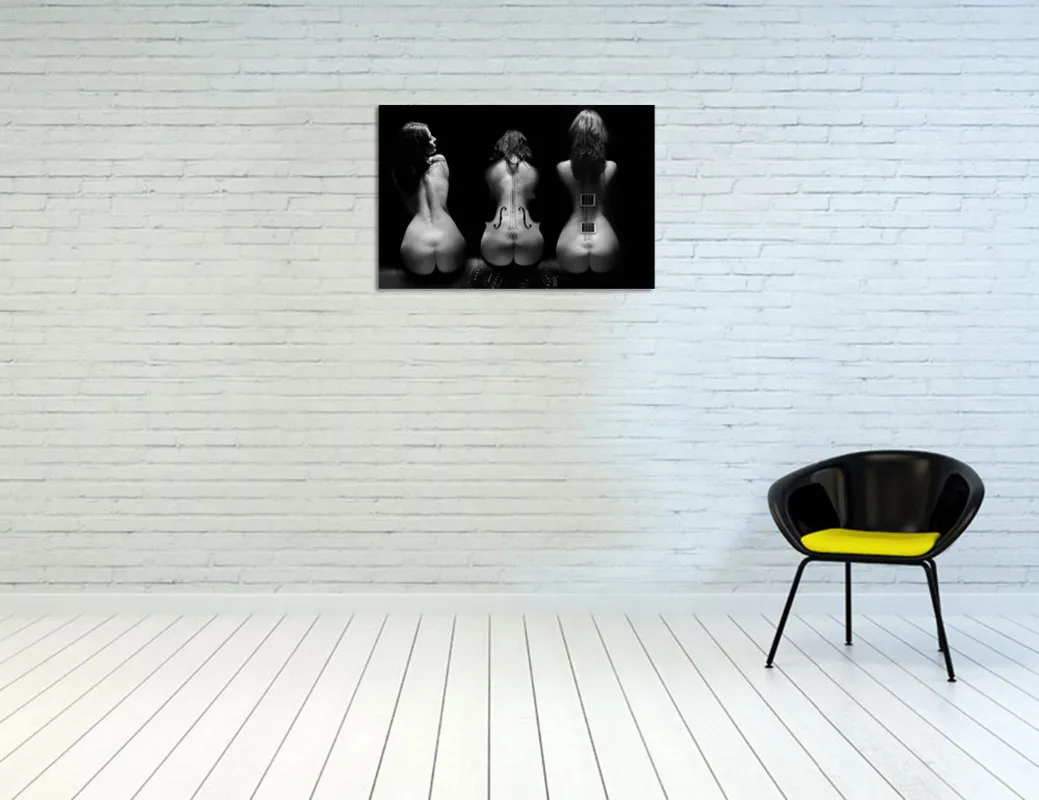 Голая сексуальная девушка стены Искусство Обнаженная женщина портрета гитары