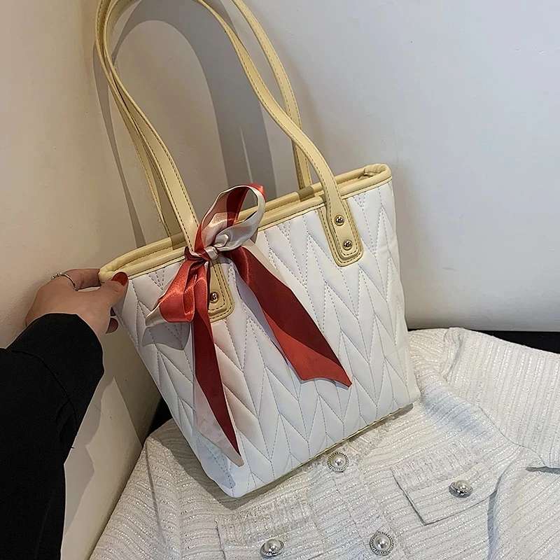 

Большая Сумка-тоут 2021, модная новинка, Высококачественная женская дизайнерская сумка из искусственной кожи, вместительные сумки на плечо с ...