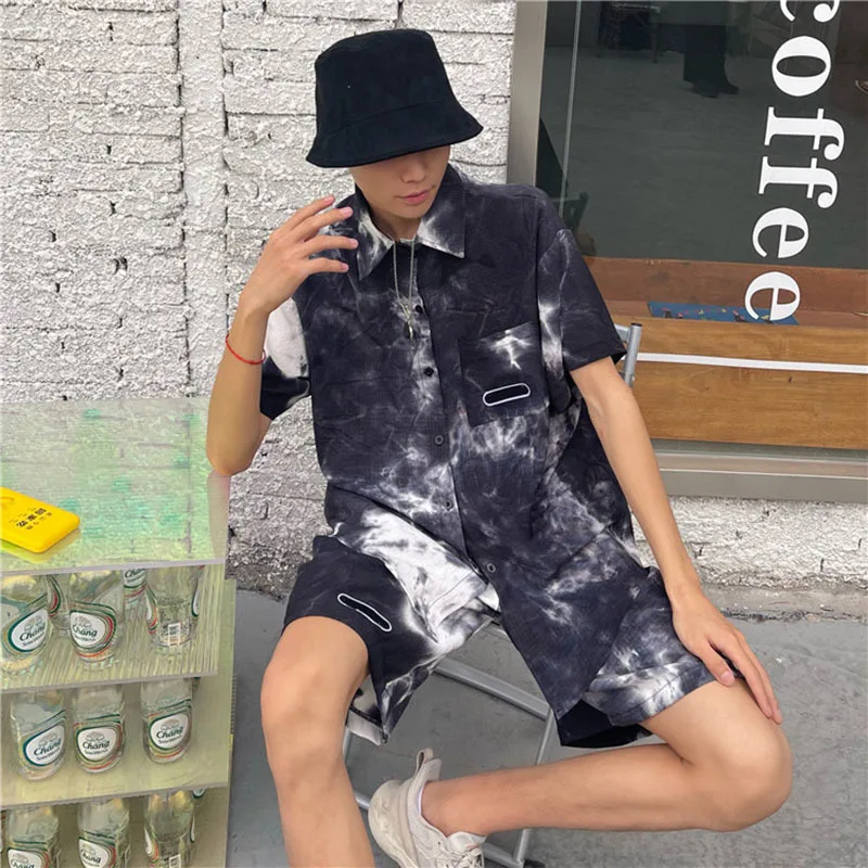 

2021 Casual Summer Korean Harajuku style tie-dye all-match student loose short-sleeved shirt + shorts two-piece suit for couples