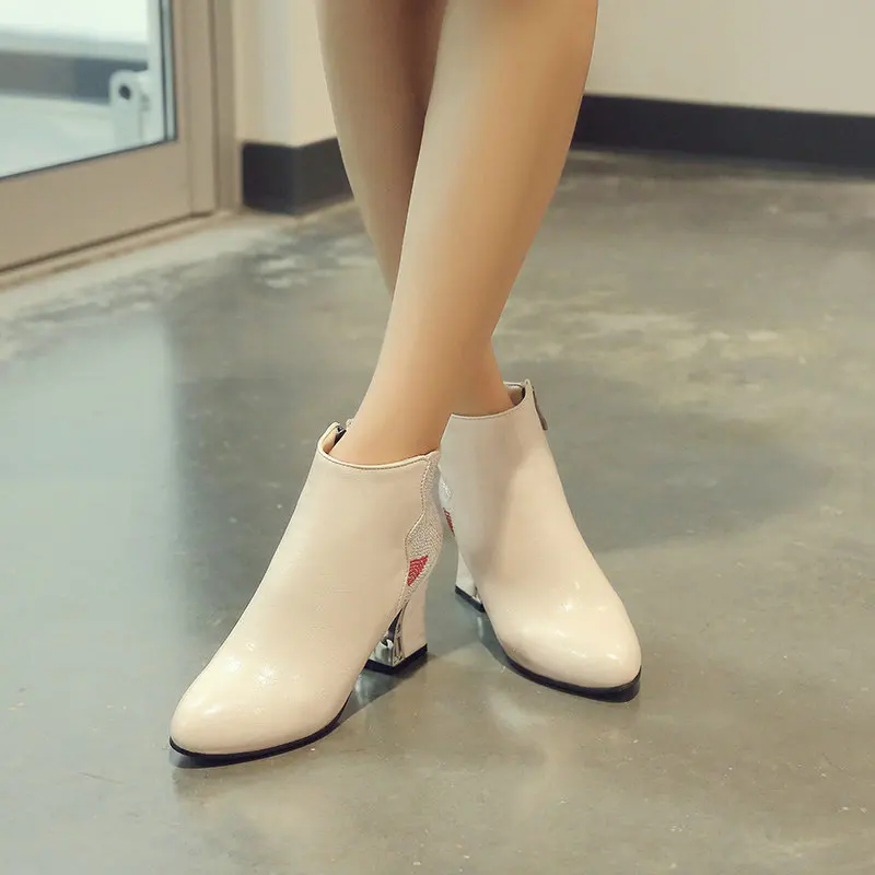 Лидер продаж модные женские ботинки с высоким берцем стразы молния обувь на