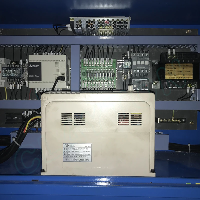 

cnc MC425CNC