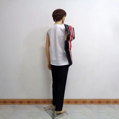 Садо-масо костюмдерінің фотосуреттері