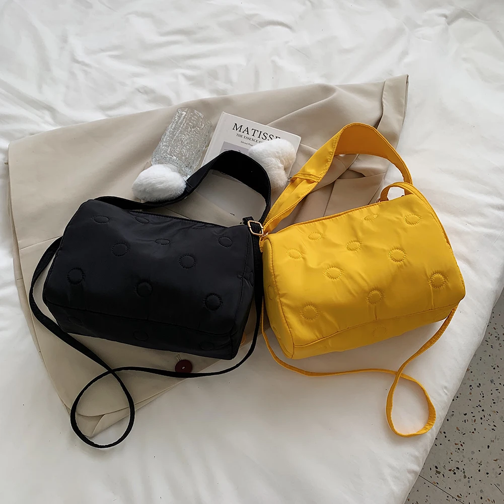 

Женские однотонные сумки через плечо, модные нейлоновые сумки через плечо, женские повседневные маленькие квадратные сумочки с плюшевой по...