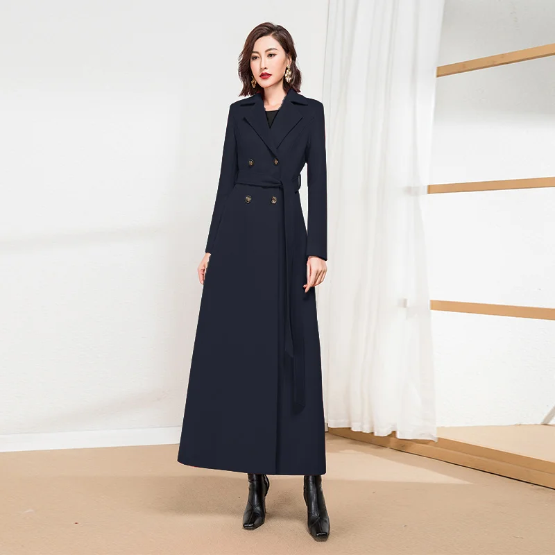 Длинное зимнее шерстяное пальто женское элегантное двубортное с лацканами