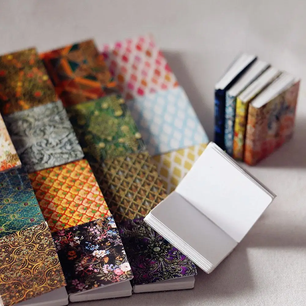 

Миниатюрные карманные книги для кукольного домика, 4 шт./компл., 1:12