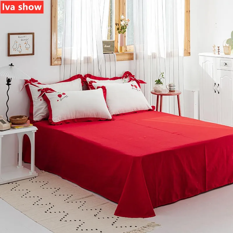 Комплект постельного белья с рисунком клубники/редиски красный комплект из