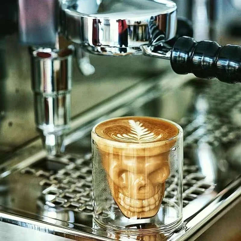 Креативная стеклянная чашка с черепом прозрачная Хрустальная двойная для виски