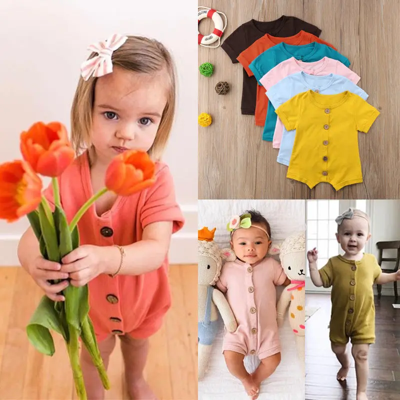 Комбинезон ярких цветов с пуговицами и открытой строчкой для детей от 6 до 24