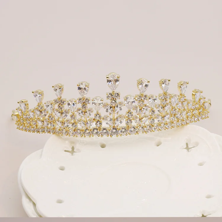 

Золотая свадебная корона C026, циркониевая свадебная тиара, Новая женская свадебная бижутерия для волос, золотые и серебряные свадебные головные уборы