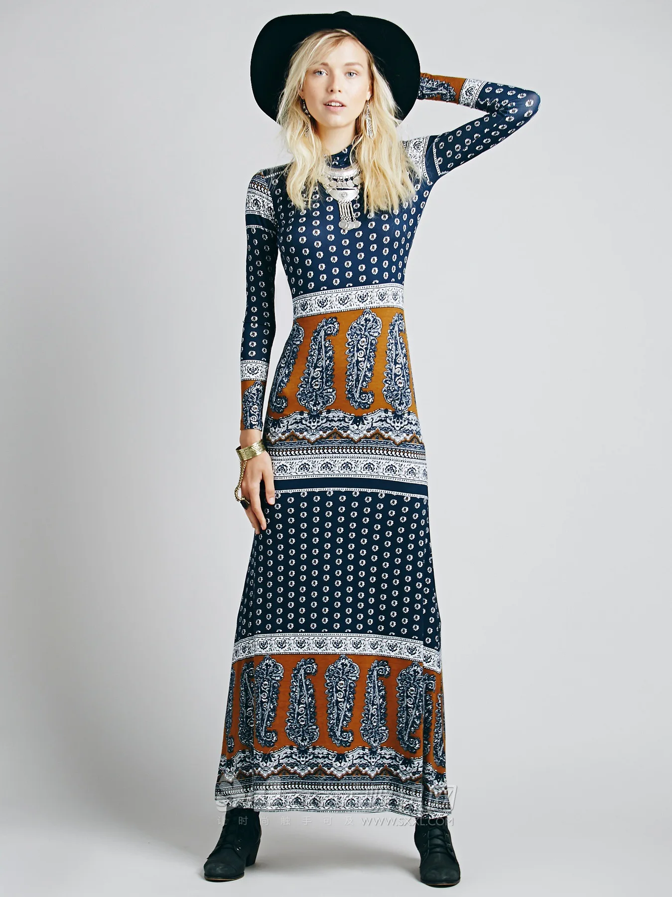 

2021 Women's Printed High-necked Fashion Slim Elegant Long Dresses