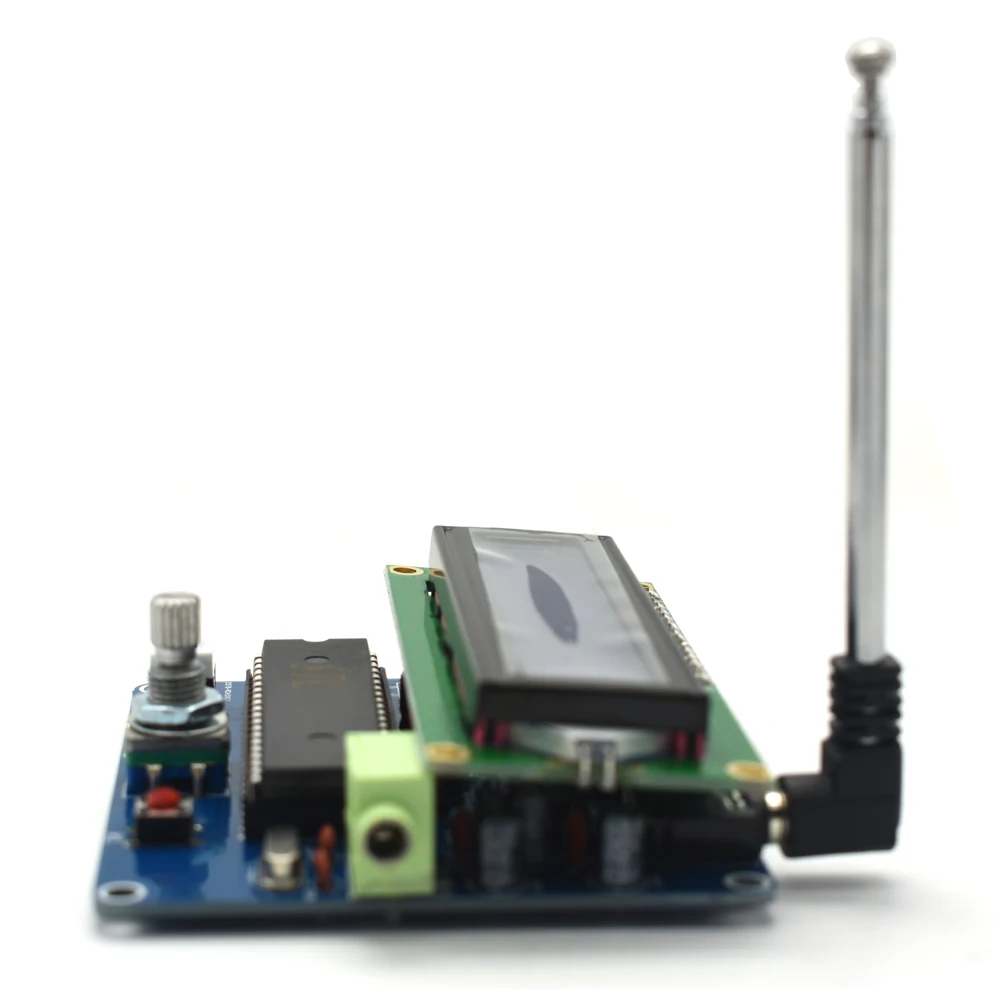 STC89C52 + TDA5807 TDA2822 89-108 МГц постоянный ток 5 в стандартный цифровой FM-стереозвук |