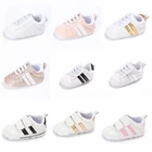 Детская обувь для первых шагов, Детская Классическая спортивная мягкая подошва из искусственной кожи для мальчиков и девочек, разноцветные мокасины для детской кроватки, повседневная обувь