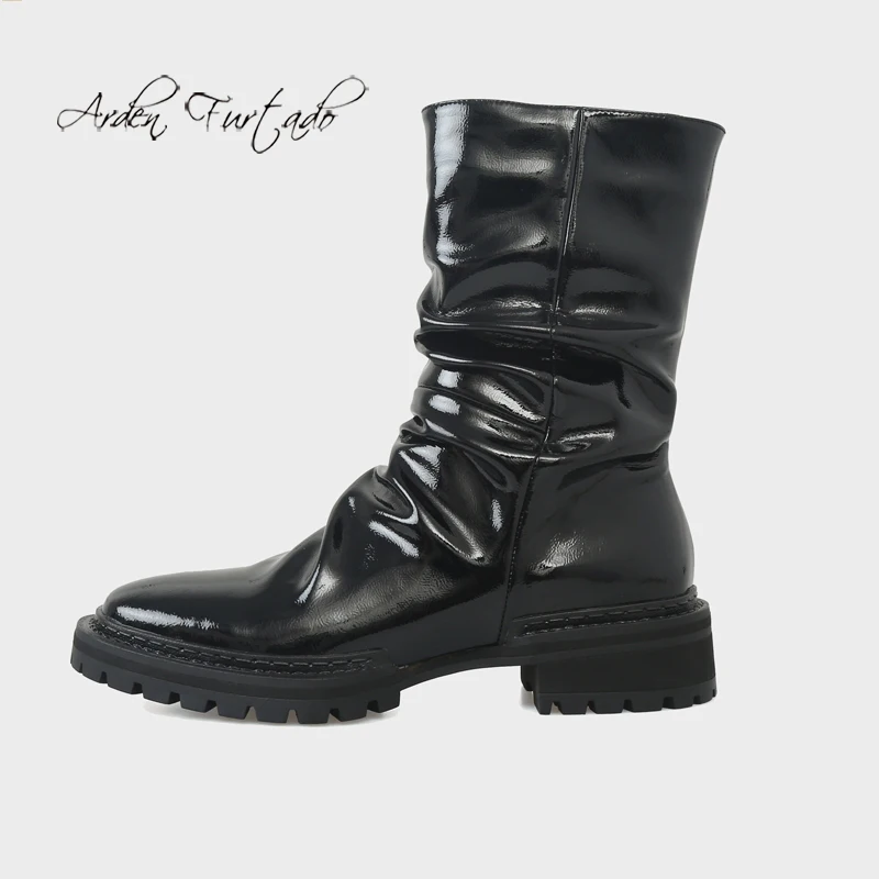 

Модная женская обувь из натуральной кожи, с круглым носком