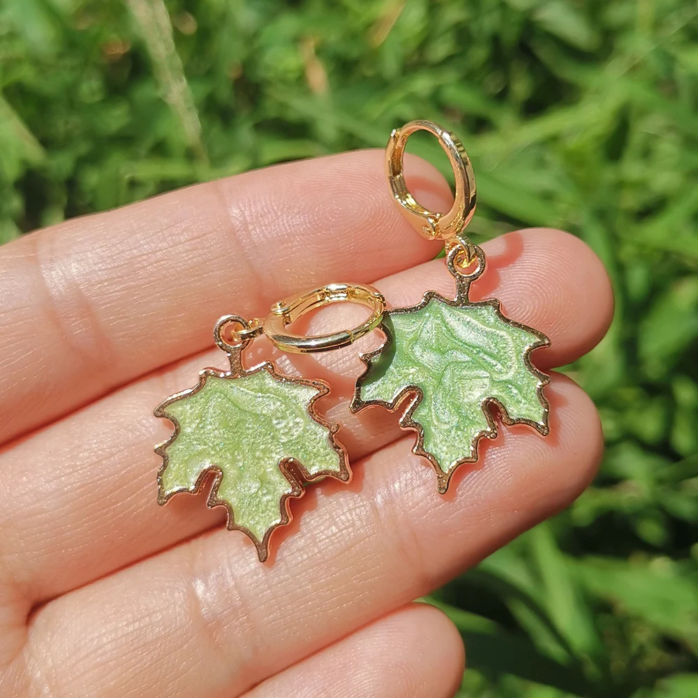 Модные Цветные яркие эмалированные Серьги ZX в виде кленовых листьев для женщин