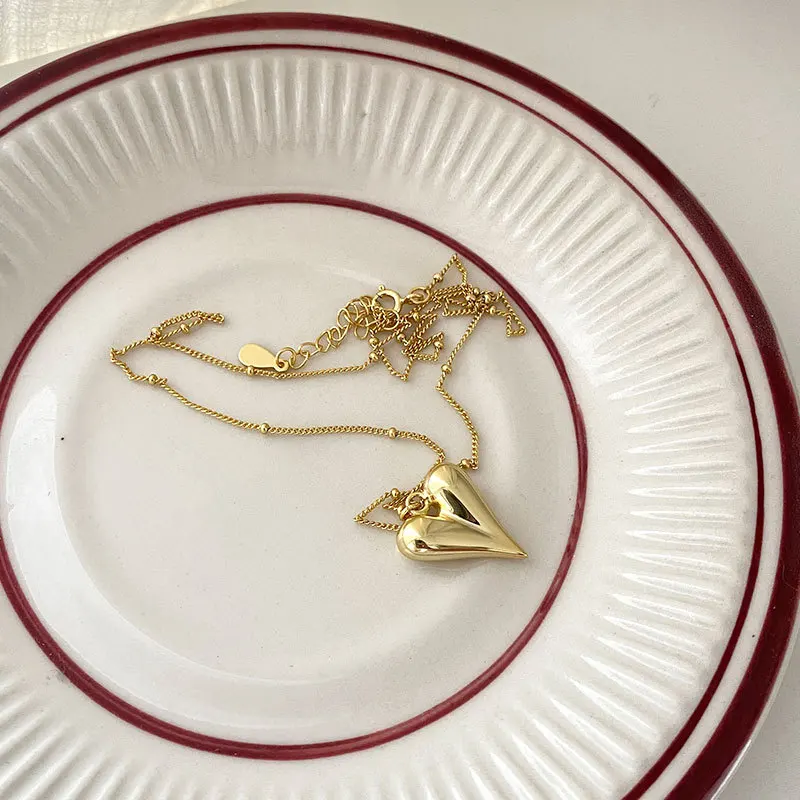 

Korea sterling silver love pendant chain necklace 2021 new female niche design ins cold wind